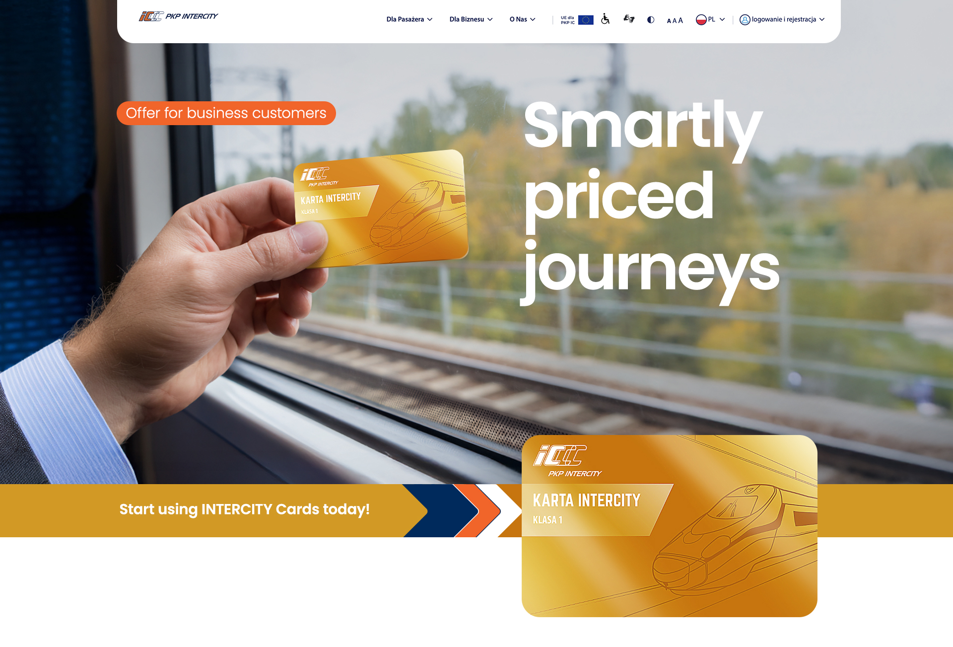 Baner oferty dla biznesu PKP Intercity – mężczyzna w pociągu trzyma złotą Kartę INTERCITY. Napis: „Dobrze policzone przejazdy. Skorzystaj z Kart INTERCITY już dziś”.